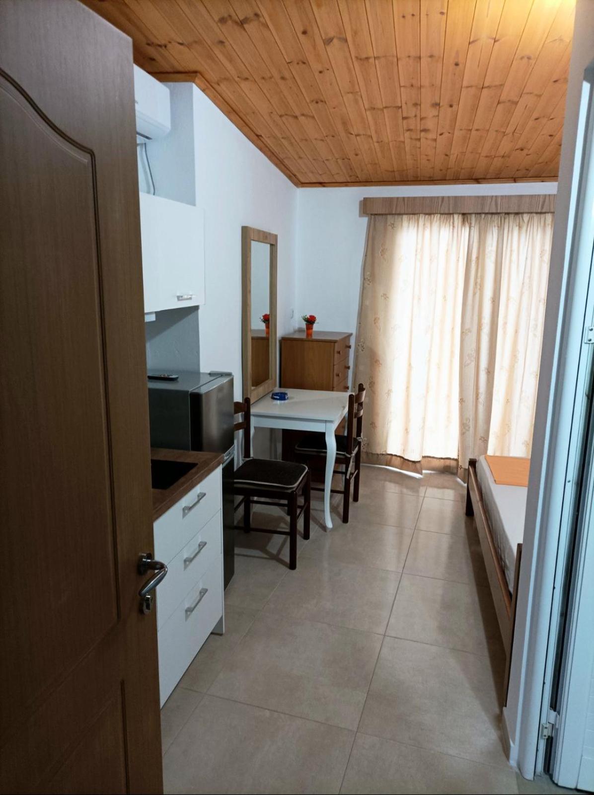 Villa Mihal Apartments Ksamil Exterior foto
